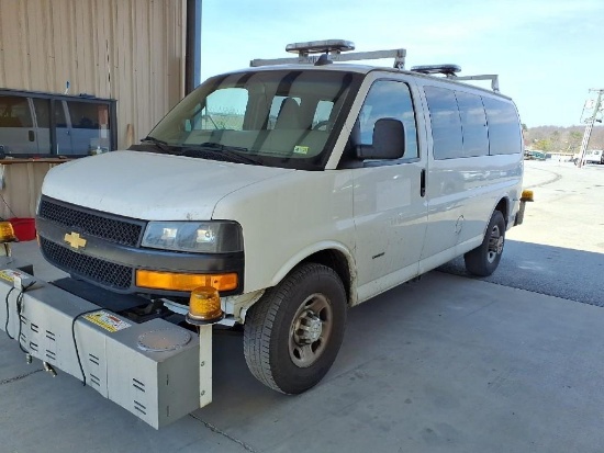 2018 CHEVROLET EXPRESS PASSENGER ROAD PROFILER