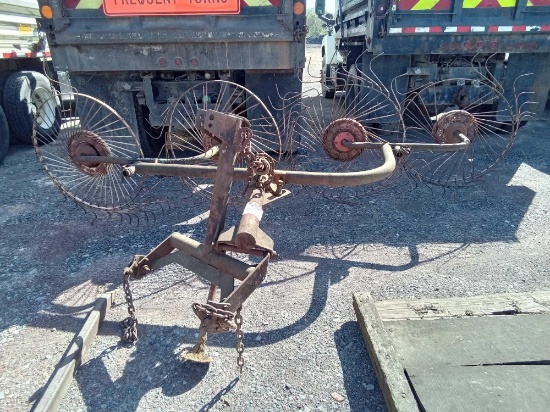 HAY RAKE