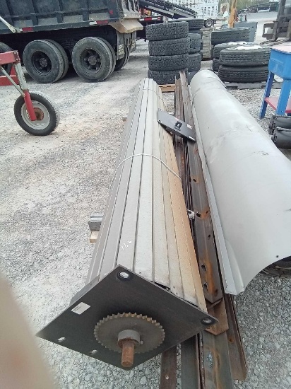 ROLL UP DOOR