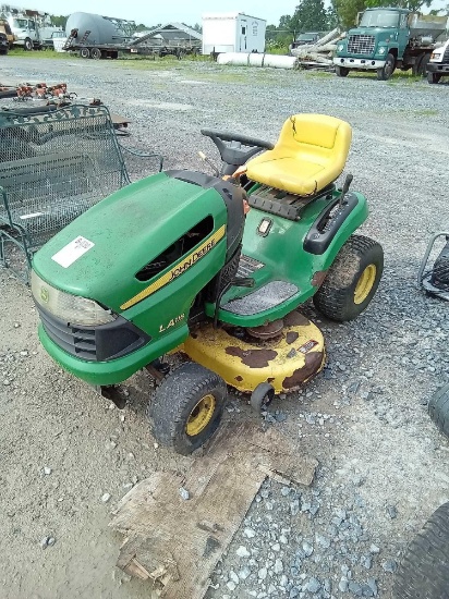 JOHN DEERE MOWER