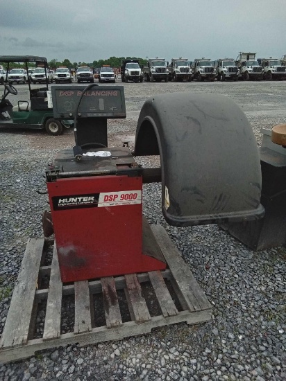 TIRE BALANCER