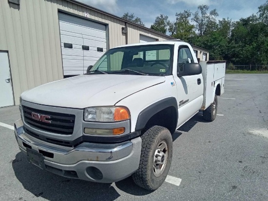 2005 GMC SIERRA 2500HD UTILITY BODY TRUCK