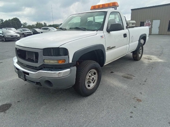 2005 GMC SIERRA 2500HD PICKUP TRUCK