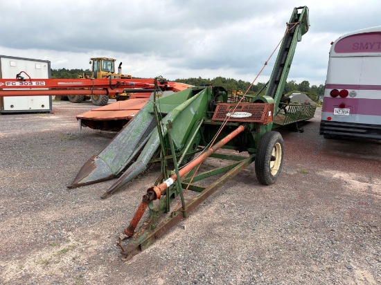 NEW IDEA CORN PICKER