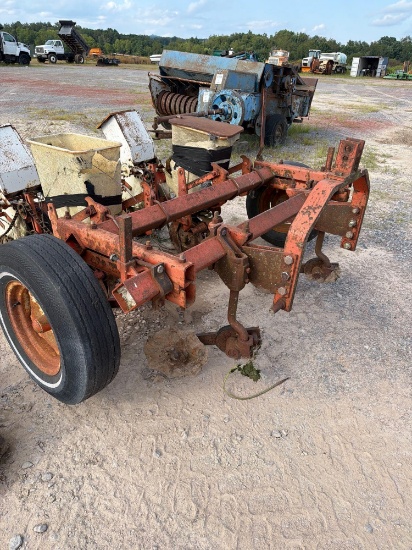 CORN PLANTER- 2 ROW