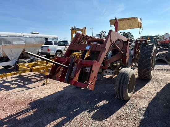 Massey Ferguson 1080 Tractor