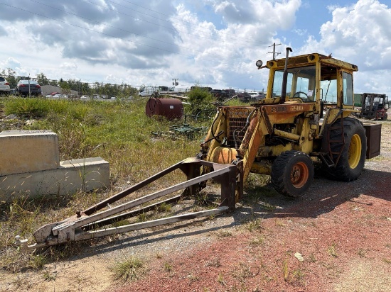 Ford 6500 Loader Tractor