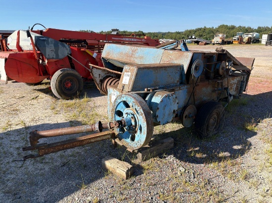 Ford Square Baler 530