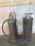 2 Vintage Grayson Fire Extinguishers (2x$) DECOR