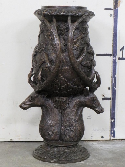 Absolutely Beautiful Bronze Stag Urn/Vase w/Incredible Detail BRONZE ART