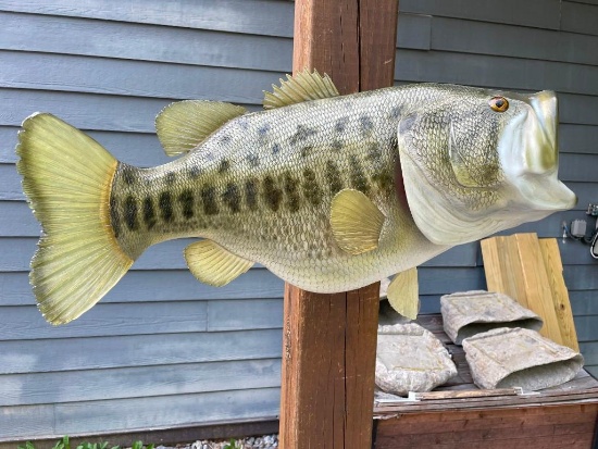 *New* Huge Reproduction LARGE MOUTH BASS Fish Mount