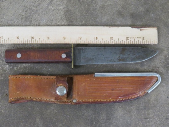Antique (1920-1940) "CASE TESTED XX" KNIFE with a Leather Sheath