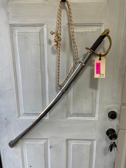 Civil War Reproduction Calvary style SWORD with a Scabbard, no markings
