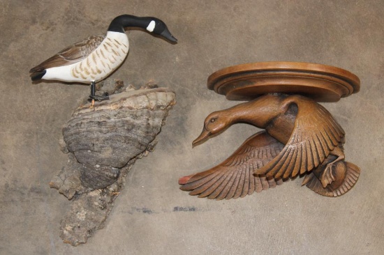 (1) Hand-carved and Painted Wooden GOOSE and (1) Hand-carved Wooden DUCK Shelf (ONE$)