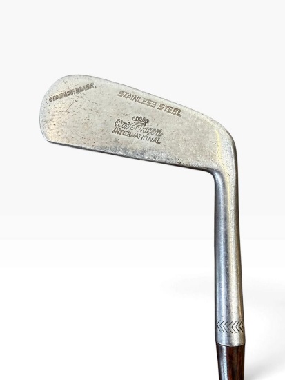 Walter Hagen International Compact Blade Putter