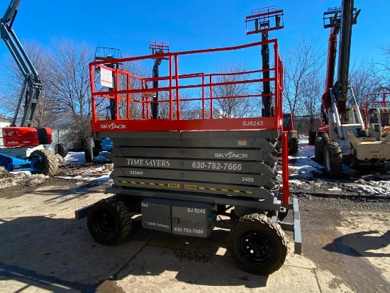 Skyjack SJ8243 Rough Terrain Scissor Lift (S/N 343485, Year 2007), with 49' Working Height, 43'