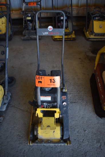 WACKER NEUSON (2018) VIBROPLATE VP1340AW GAS POWERED FORWARD PLATE COMPACTOR WITH 20"X20" PLATE,