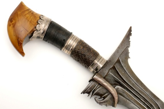 Rare 19th C. Archaic Philippine Sulu Moro KRIS Sword ~ Very Fine Twistcore Damascus Blade.
