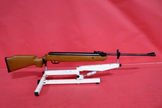 CROSSMAN STORM XT AIR RIFLE