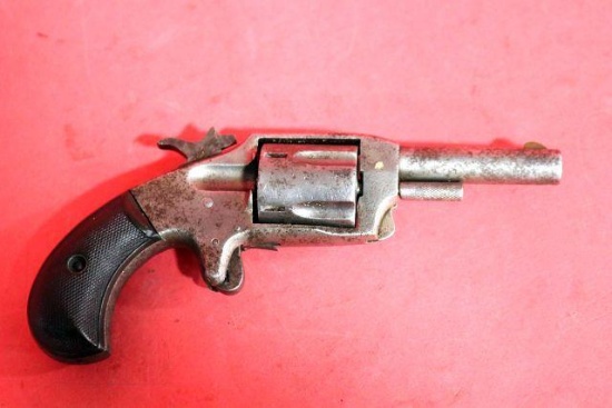 UNMARKED ANTIQUE REVOLVER- NON FUNCTIONAL