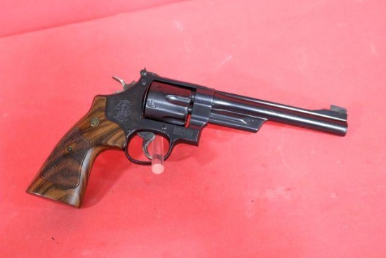 SMITH & WESSON MODEL 25-15 45 COLT REVOLVER