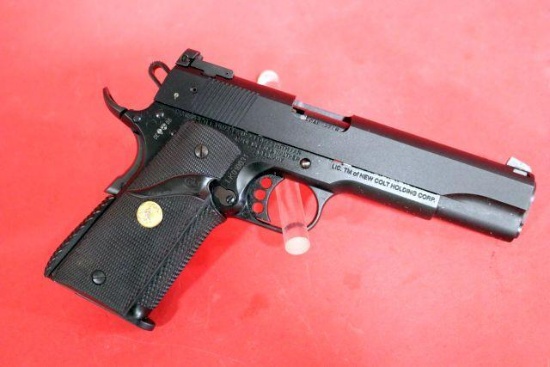 COLT GOLD CUP TROPHY .22 SEMI AUTO PISTOL W/ 3 MAGS