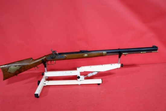 THOMPSON CENTER 45 CALIBER MUZZLELOADER (NO PAPERWORK)