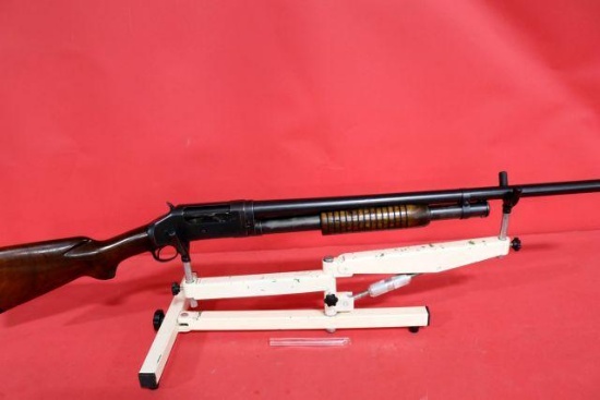 WINCHESTER MOD 97 12 GAUGE PUMP SHOTGUN