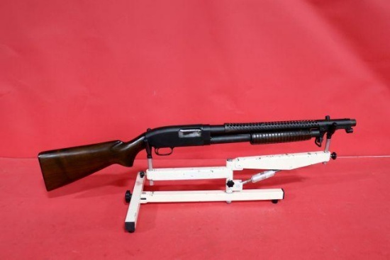 WINCHESTER MODEL 12 TRENCH SHOTGUN