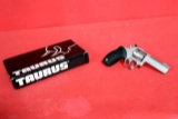 TAURUS TRACKER STAINLESS M94 .22LR REVOLVER