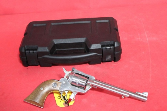 RUGER NEW MODEL SINGLE SIX .22 REVOLVER