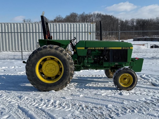 JOHN DEERE 2355 TRACTOR