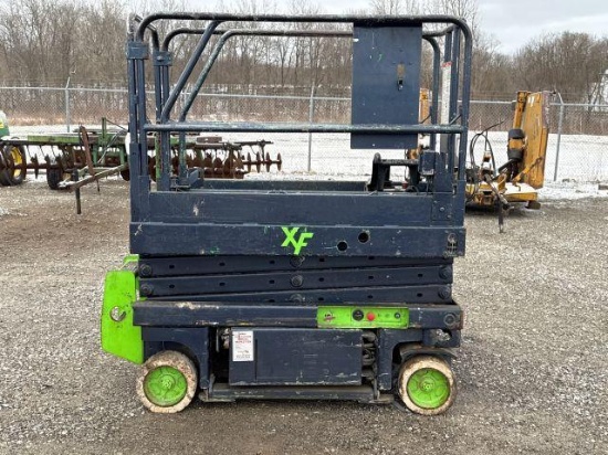 SCISSOR LIFT (NON-RUNNING)