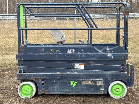SCISSOR LIFT (NON- RUNNING)