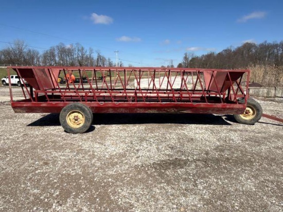 PEQUEA 520 FEEDER WAGON