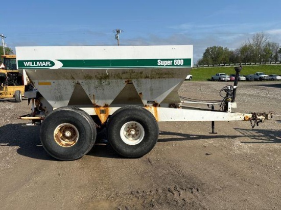 WILLMAR SUPER 600 SPREADER