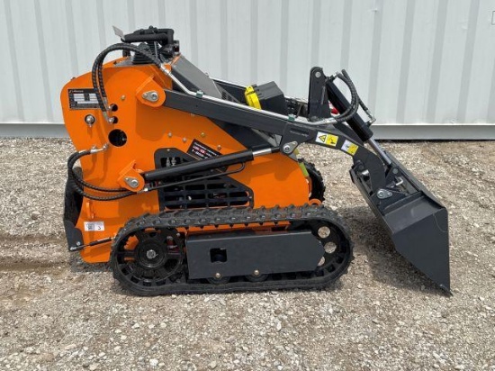 LAND HERO MINI SKID