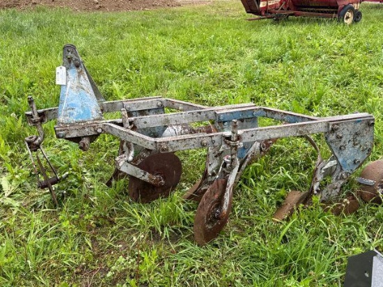 FORD 3 BOTTOM PLOW
