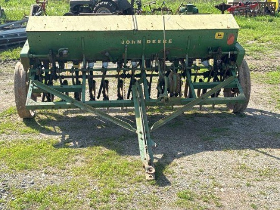 JOHN DEERE GRAIN DRILL