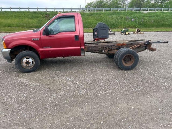 2001 Ford F-350 Pickup Truck
