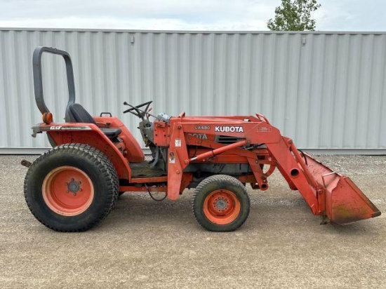 KUBOTA L3300