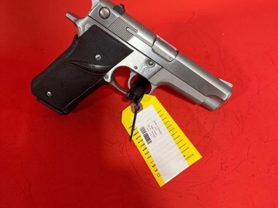 Smith & Wesson 659 9mm