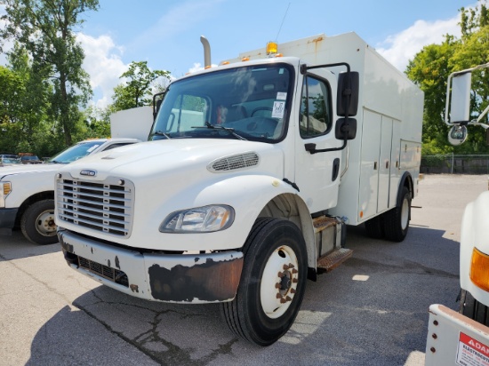 Freightliner High Top Utility T