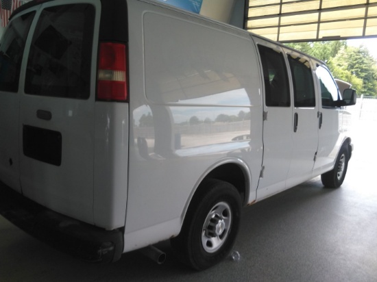 CHEVROLET G2500 VANS EXPRESS