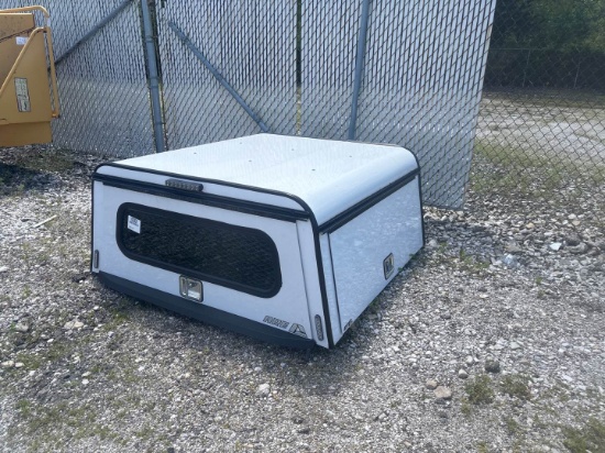 TRUCK CAMPER SHELL