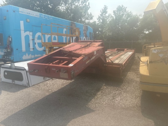 2 AXLE LOW BOY EQU