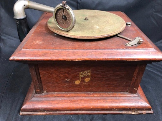 Columbia Graphophone, Circa Early 1900's. 15" x 16" x 10" Tal UNABLE TO SHIP