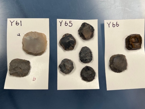 Lot of Gunflints, (2) End Scrapers, Various Locations in New York. Longest 1 3/16"