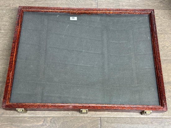 Large Size Case, Pick Up Only