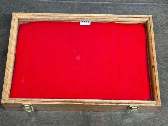 Medium Size Case, Pick Up Only